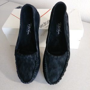 Robert Wayne Sizzle, Size 9.5